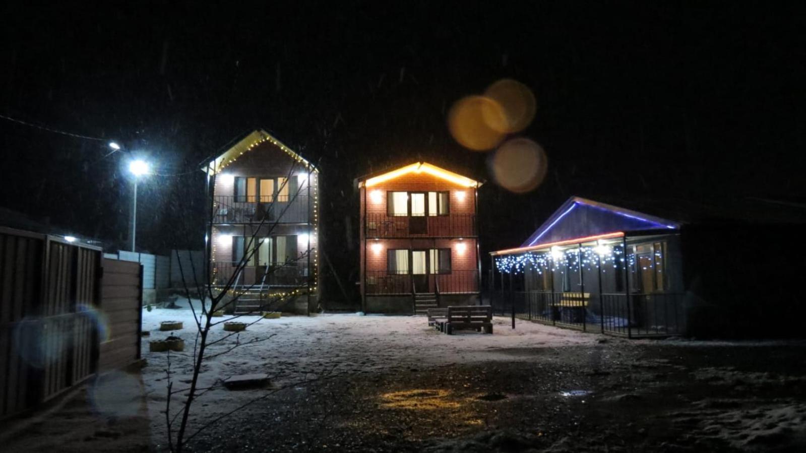 Nikolozi Hotel Stepantsminda Exterior photo